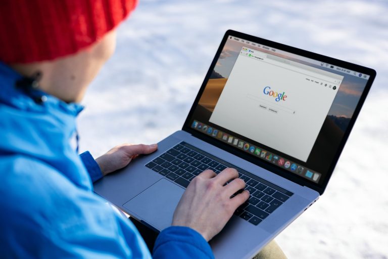 Как выбрать фриланс-платформу для веб-дизайнеров: лучшие онлайн-биржи и советы по безопасной работе