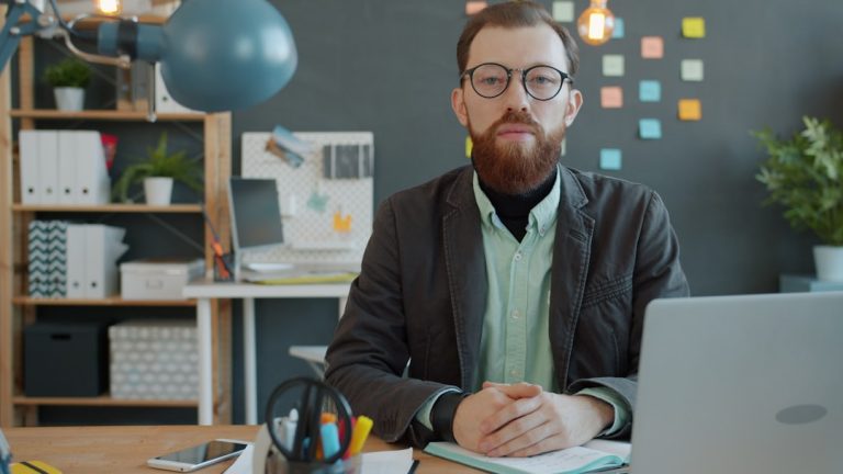 Как выбрать подходящую удаленную работу на американских фриланс-платформах и избежать рисков