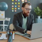 Как выбрать фриланс-биржу для заработка в Казахстане: топ-критерии и лучшие платформы unsplash_1278.jpg