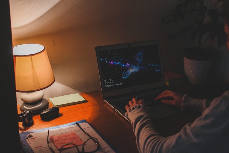 Как выбрать лучшую фриланс-платформу и почему XDBay становится популярным решением для удаленной работы