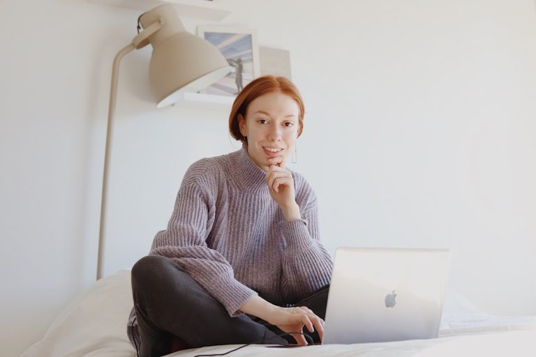Биржа фриланса для начинающих: как выбрать платформу и начать зарабатывать с нуля