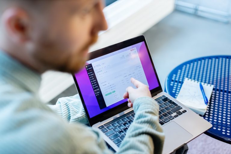 Как заказать разработку сайтов на фрилансе: выбор платформы, поиск специалистов и защита интересов