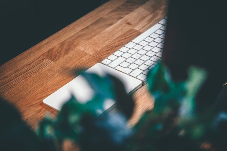 Как найти удаленные вакансии и фриланс-заказы для заработка в интернете