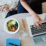 Как выбрать биржу фриланса для копирайтеров и заработать на текстах unsplash_652.jpg